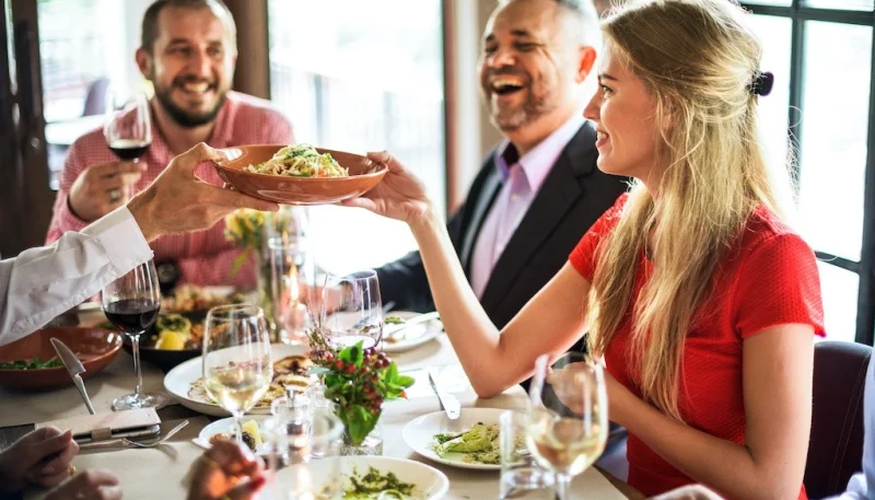 Repas de fête : pourquoi choisir un robot de cuisine multifonction ?
