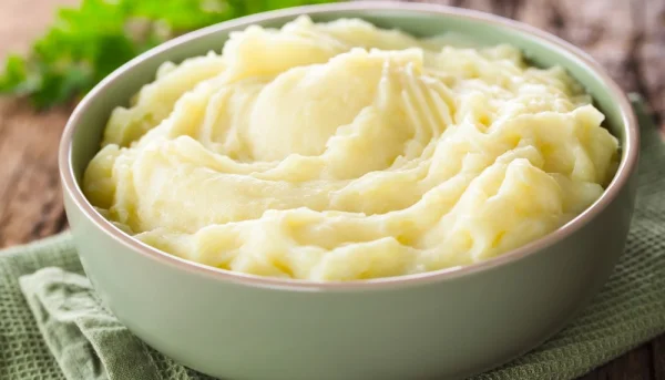 Purée de pommes de terre au fromage