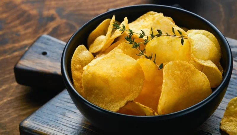 Chips de pommes de terre au four