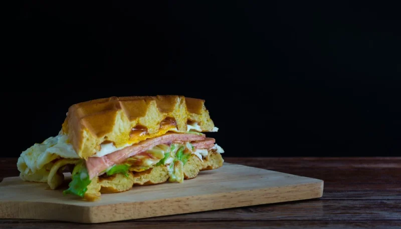 Gaufres de pommes de terre et jambon