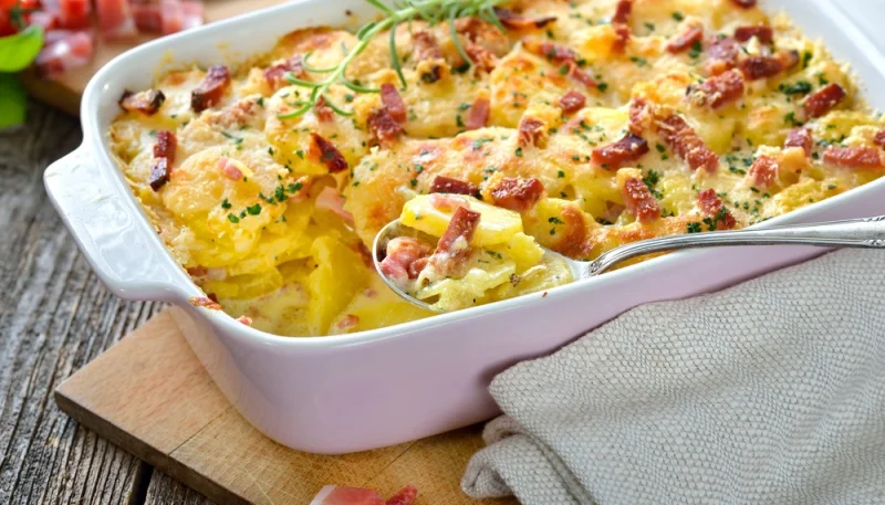Gratin de pommes de terre et lardons