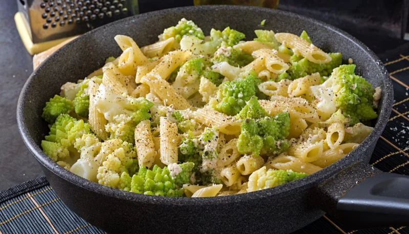 Pâtes au chou romanesco