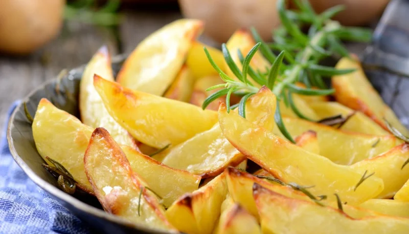 Pommes de terre au four au romarin