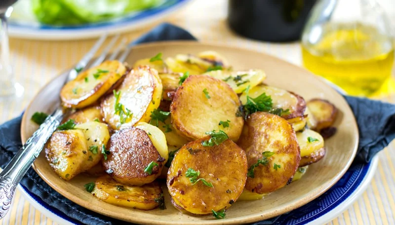 Pommes de terre sarladaises aux cèpes