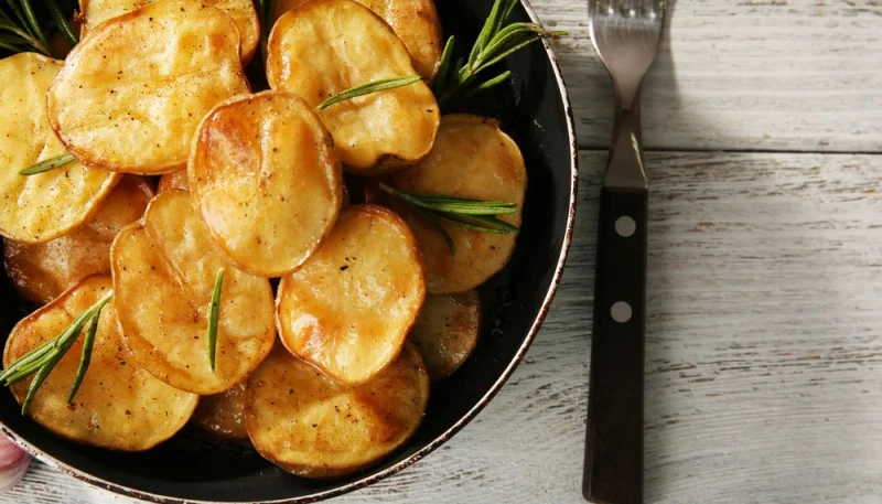 Pommes de terre soufflées au four