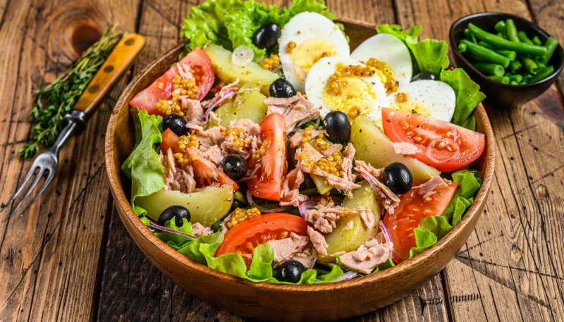 Salade niçoise aux pommes de terre