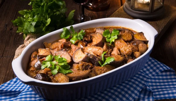 Aubergines et pommes de terre au four