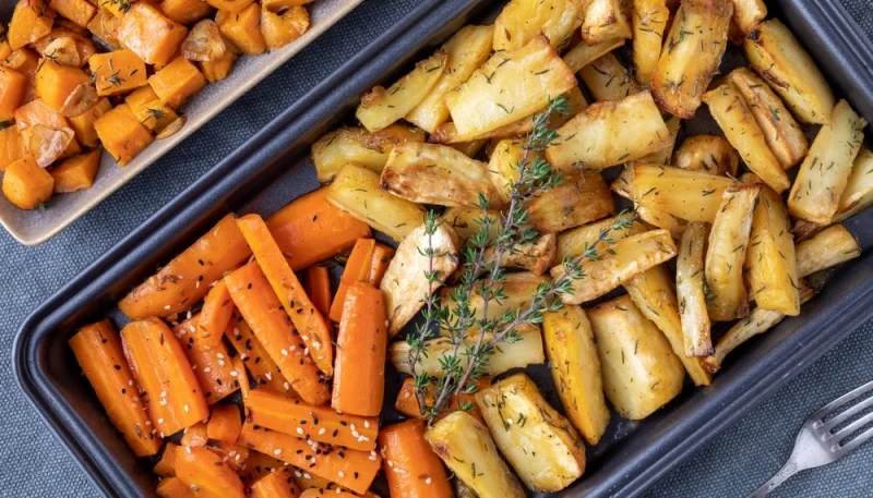 Patates douces et carottes au four