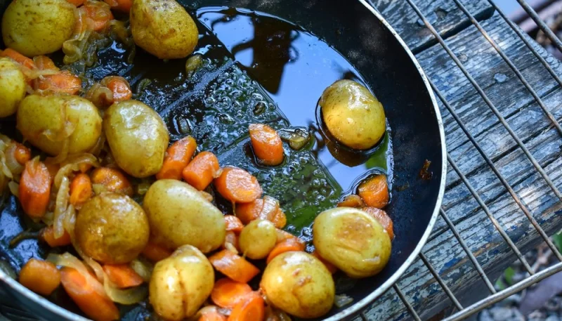 Poêlée de carottes et pommes de terre