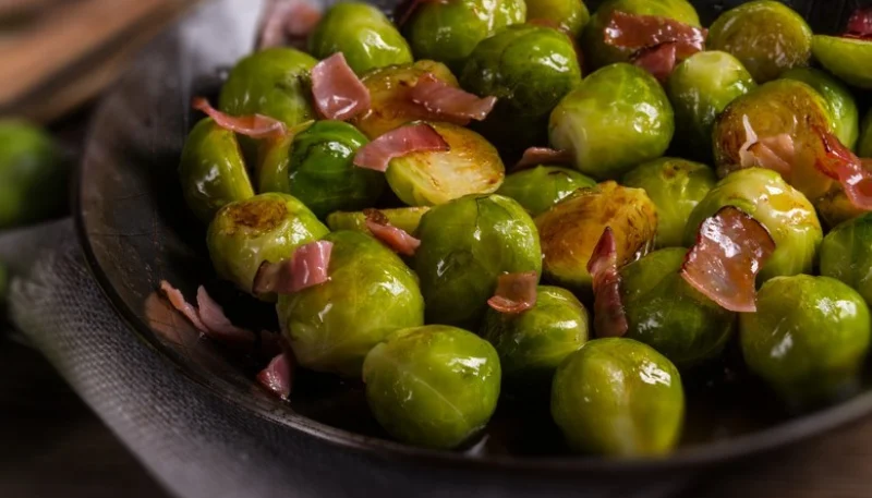 Poêlée de choux de Bruxelles et bacon au Cookeo