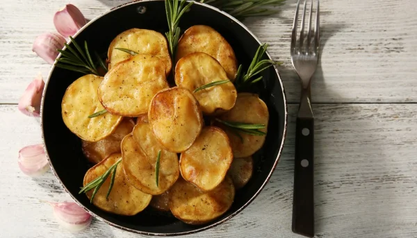 Pommes de terre en rondelles au four