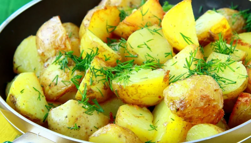 Pommes de terre sautées à l'aneth au Monsieur Cuisine
