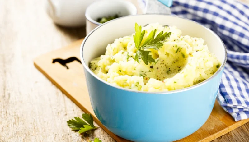 Purée de céleri et pommes de terre