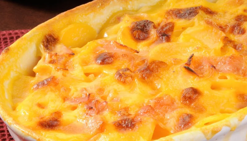 Saucisses aux pommes de terre et cheddar au Cookeo