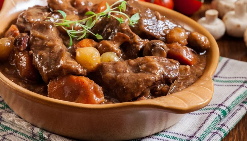 Bœuf à la mode au vin blanc