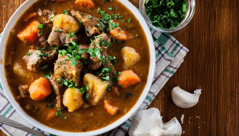 Bœuf aux carottes et pommes de terre