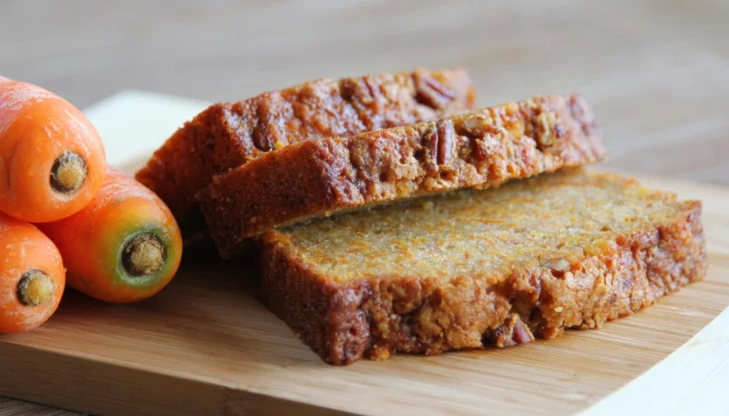 Cake aux carottes et aux noisettes