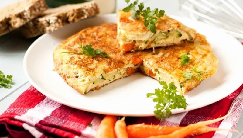 Omelette aux carottes et courgettes