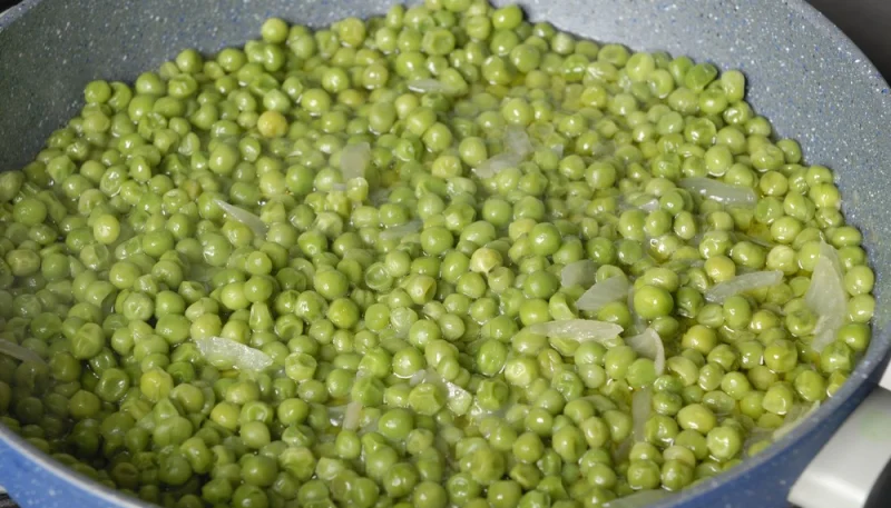 Petits pois à la crème fraîche