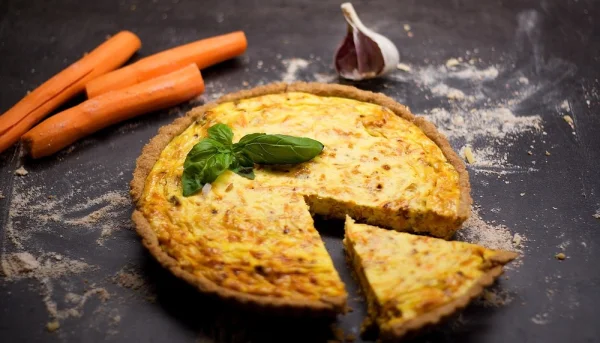 Quiche aux fanes de carottes