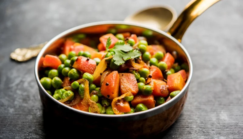 Salade de petits pois et carottes