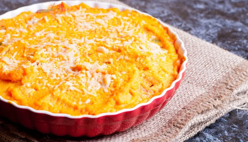 Tarte aux carottes et aux lardons