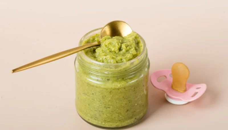 Purée d'avocat pour bébé (dès 6 mois)