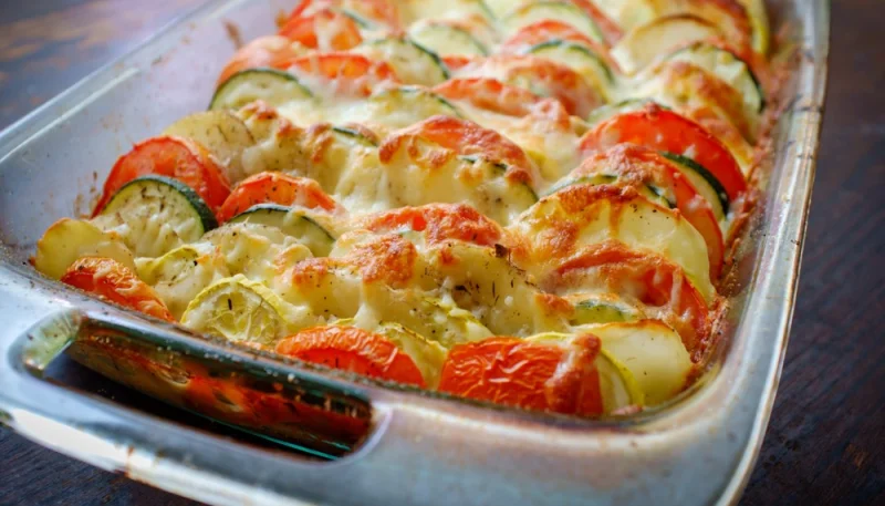 Tian courgette tomate mozzarella