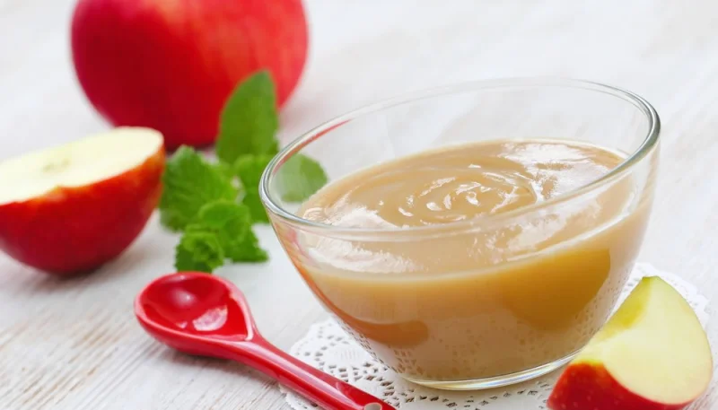 Compote de pomme pour bébé