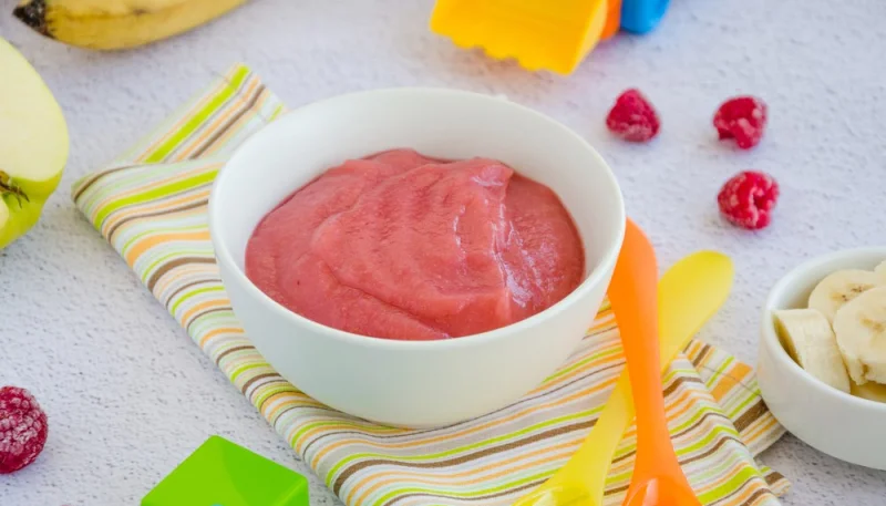 Compote pomme myrtille pour bébé