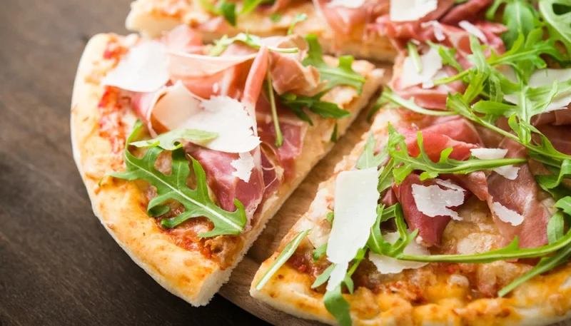 Pizza jambon fromage