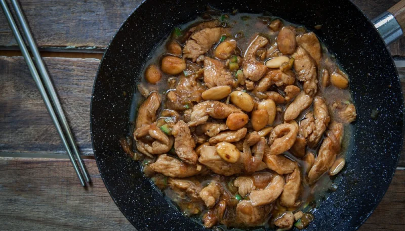Poulet aux amandes