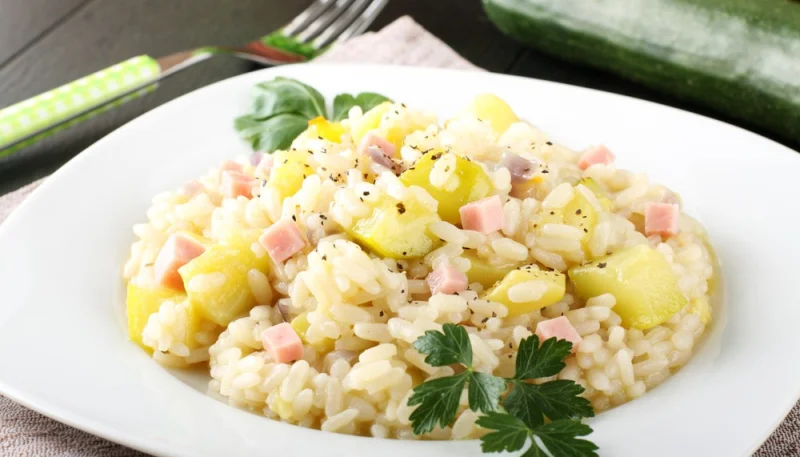 Risotto à la courgette et au jambon