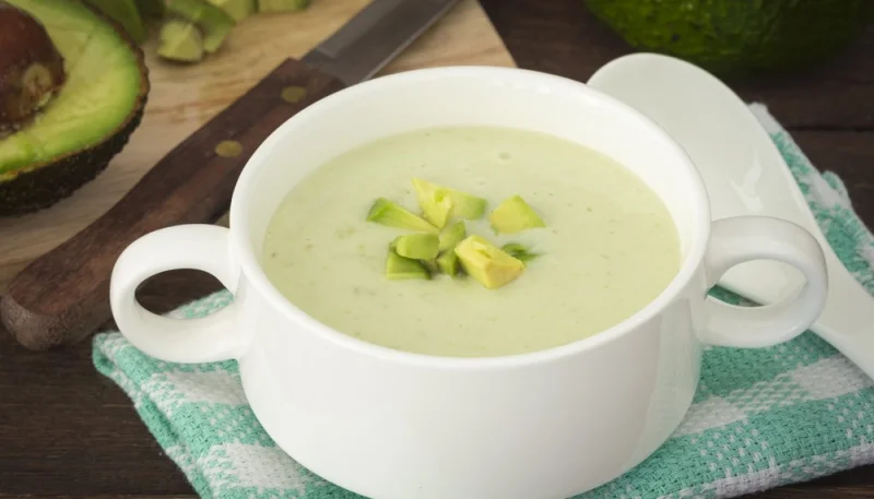 Soupe fraîcheur à l’avocat