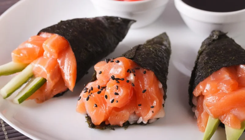Temaki saumon