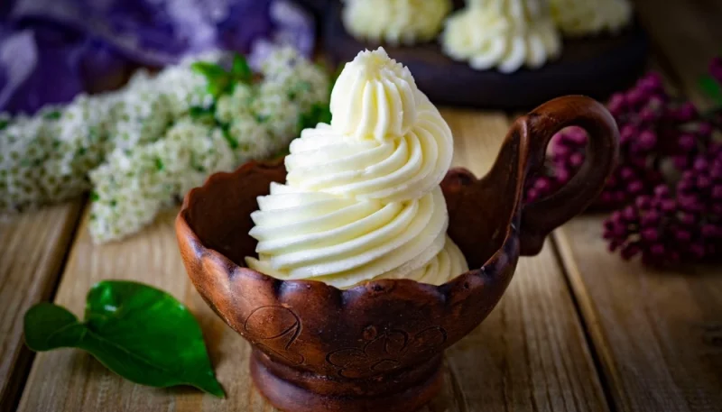 Crème au beurre légère