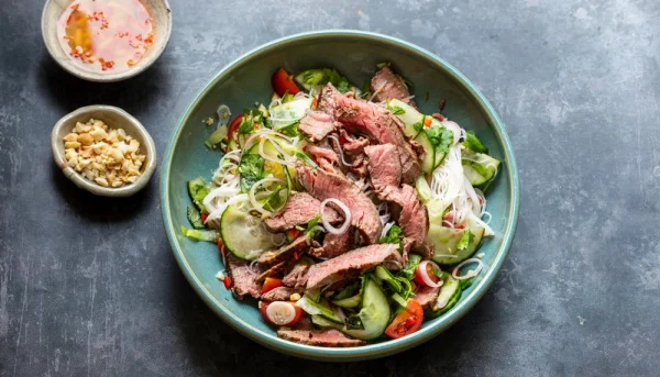 Salade thaï au bœuf