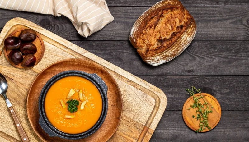 Velouté de butternut et châtaigne