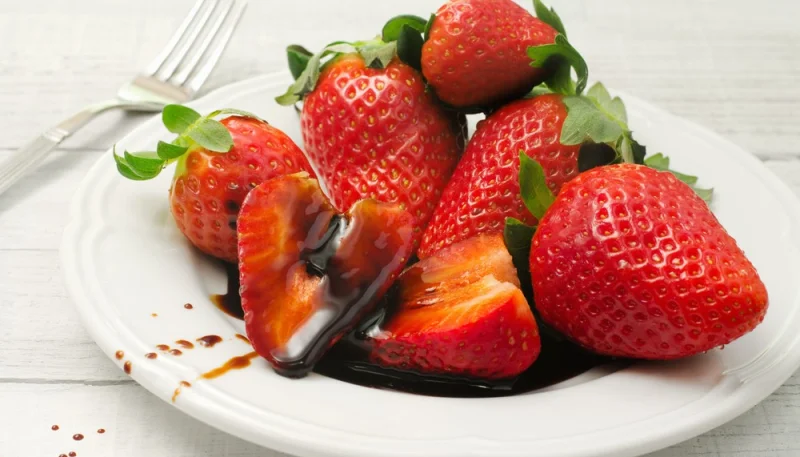 Fraises au vinaigre balsamique