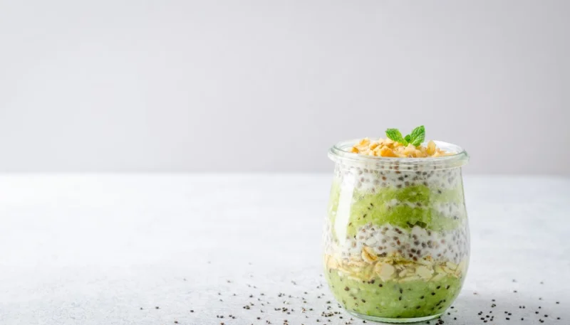 Chia pudding à la mandarine et kiwi