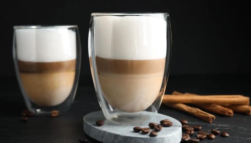 Latte macchiato