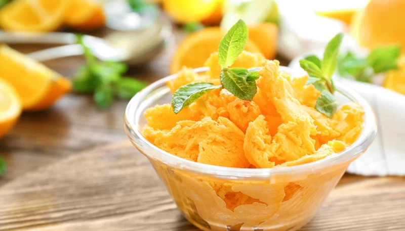 Yogourt glacé à la mandarine et mangue