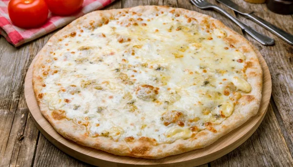 Pizza blanche aux 4 fromages