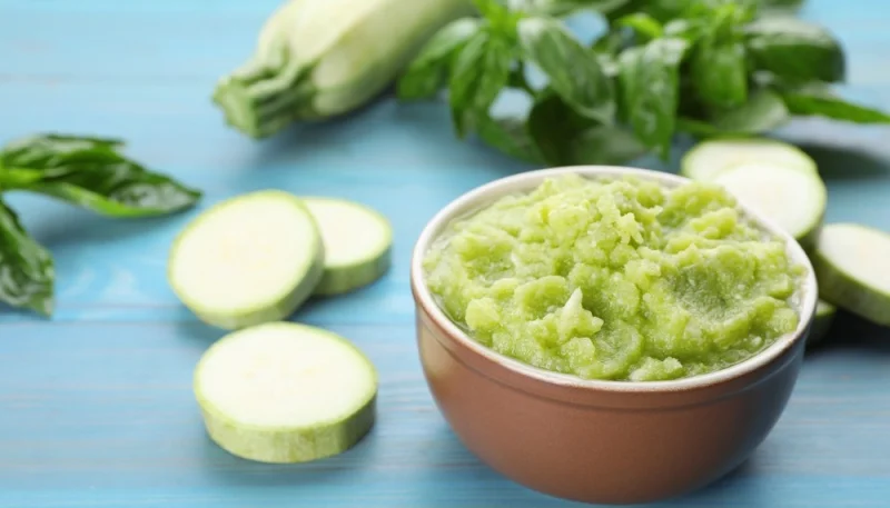 Purée de courgettes au basilic