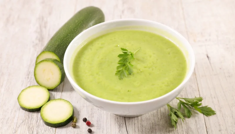 Soupe de courgettes facile
