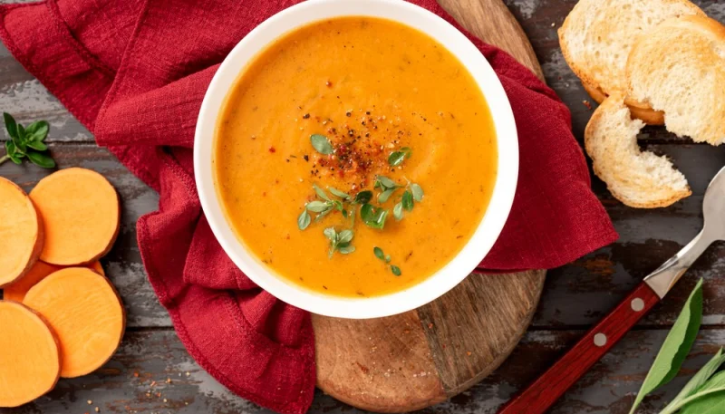 Soupe de patate douce épicée