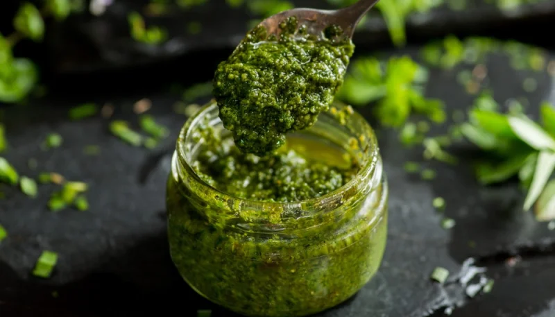 Sauce pesto maison
