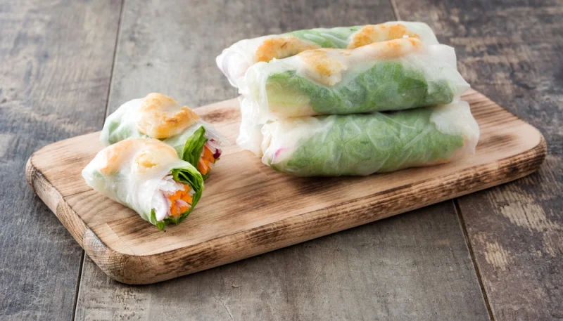 Rouleaux de printemps aux crevettes et légumes