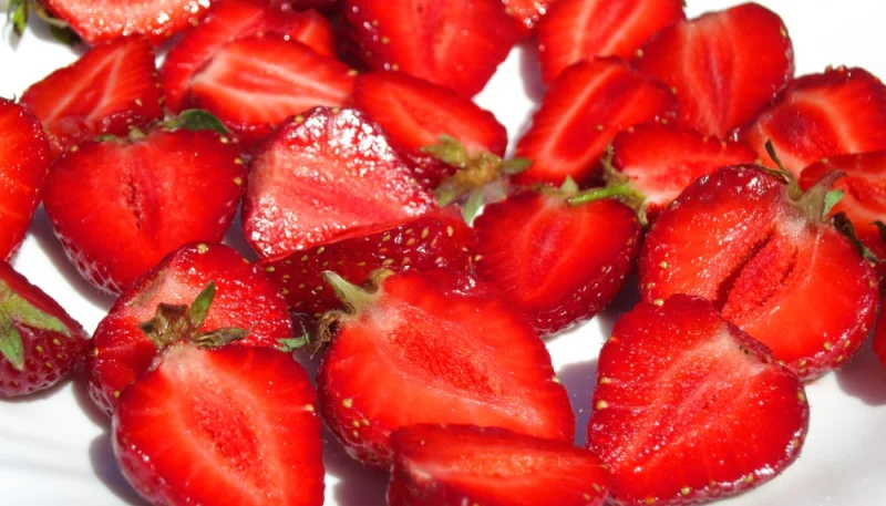 Salade de fraise au vinaigre balsamique