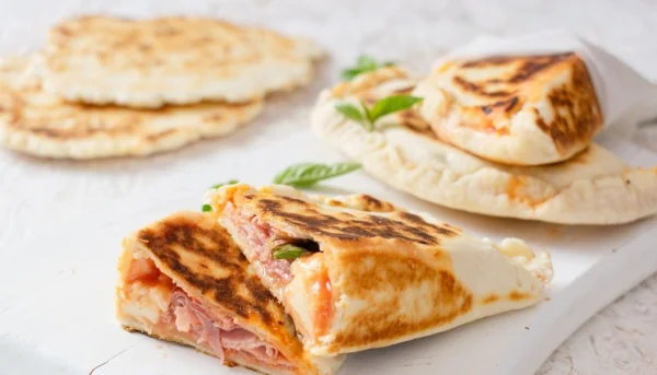 Calzone jambon fromage